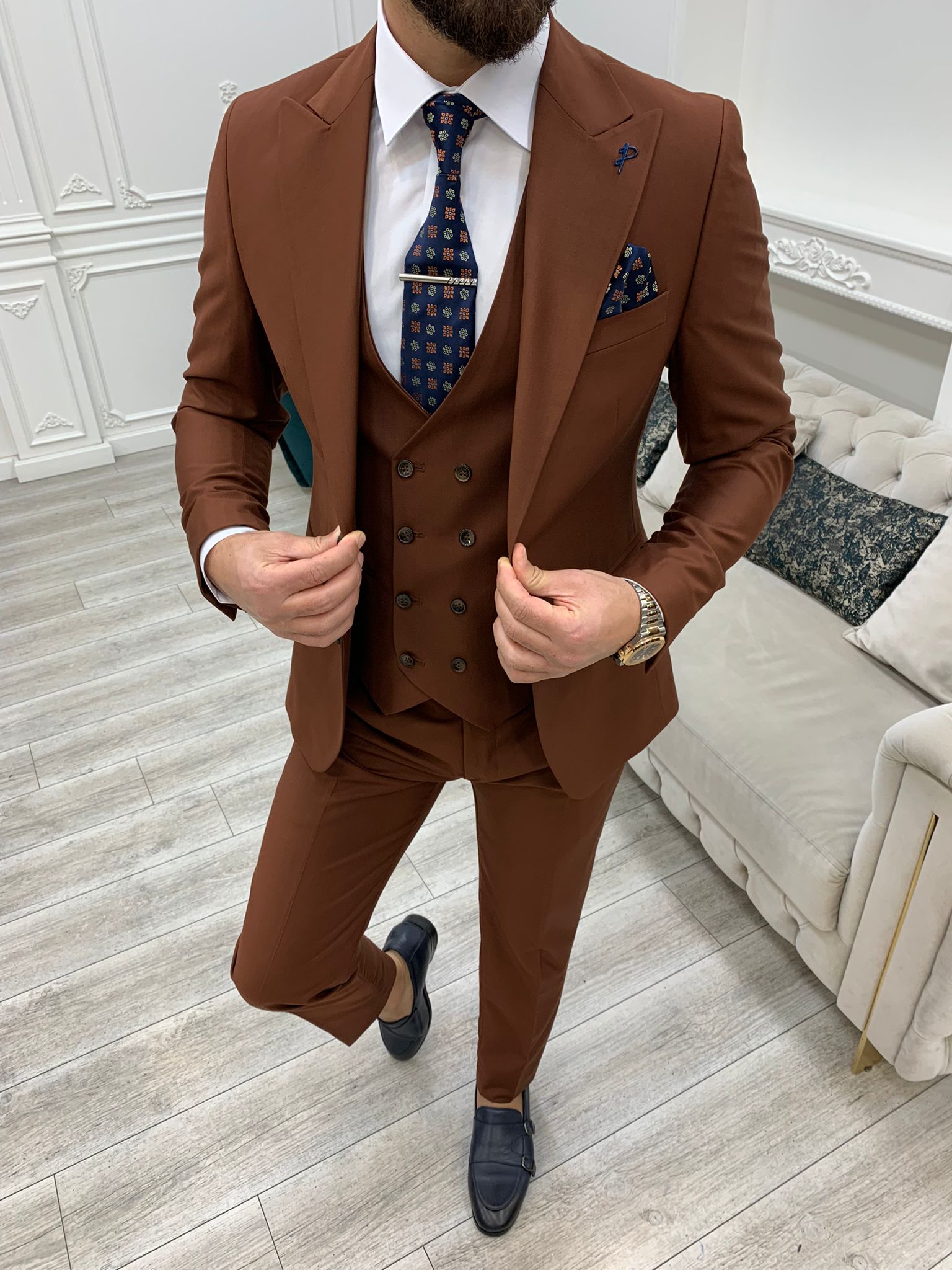 Bespoke plum three piece suit in pure italian fabric | Stylish mens suits,  Designer suits for men, Wedding suits men